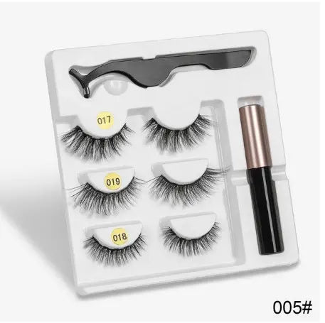 A Pair Of False Eyelashes With Magnets In Fashion - Image #36