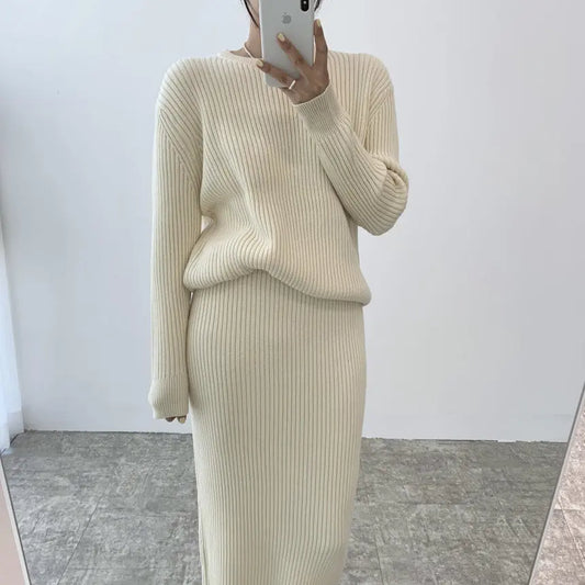 Women's New Autumn And Winter Sweaters Sheath Dress Two-piece Set.