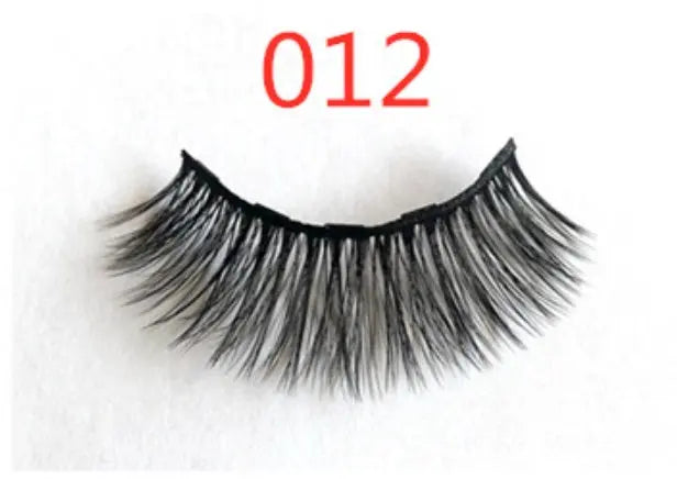 A Pair Of False Eyelashes With Magnets In Fashion - Image #23