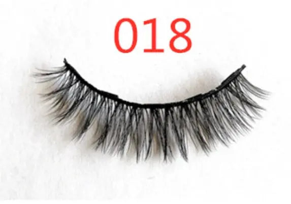 A Pair Of False Eyelashes With Magnets In Fashion - Image #29