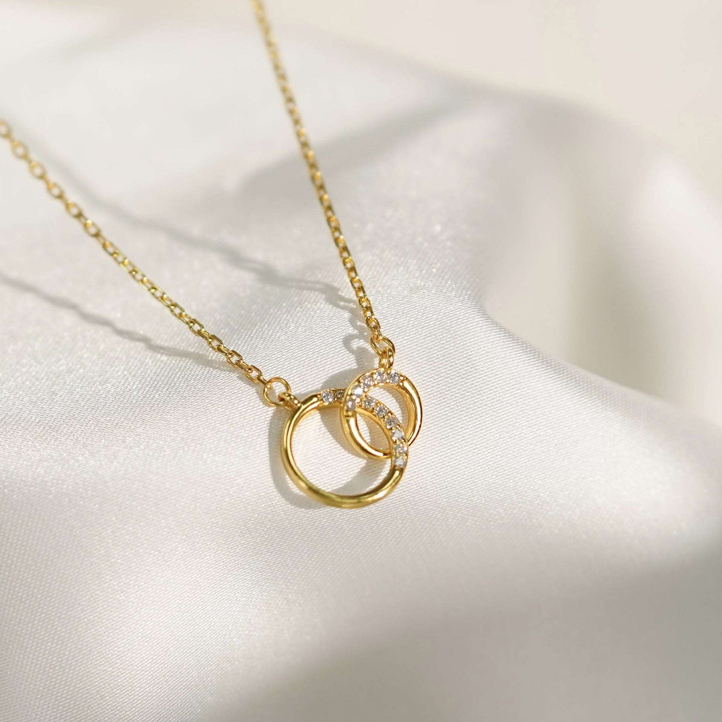 Eternal Loop Necklace