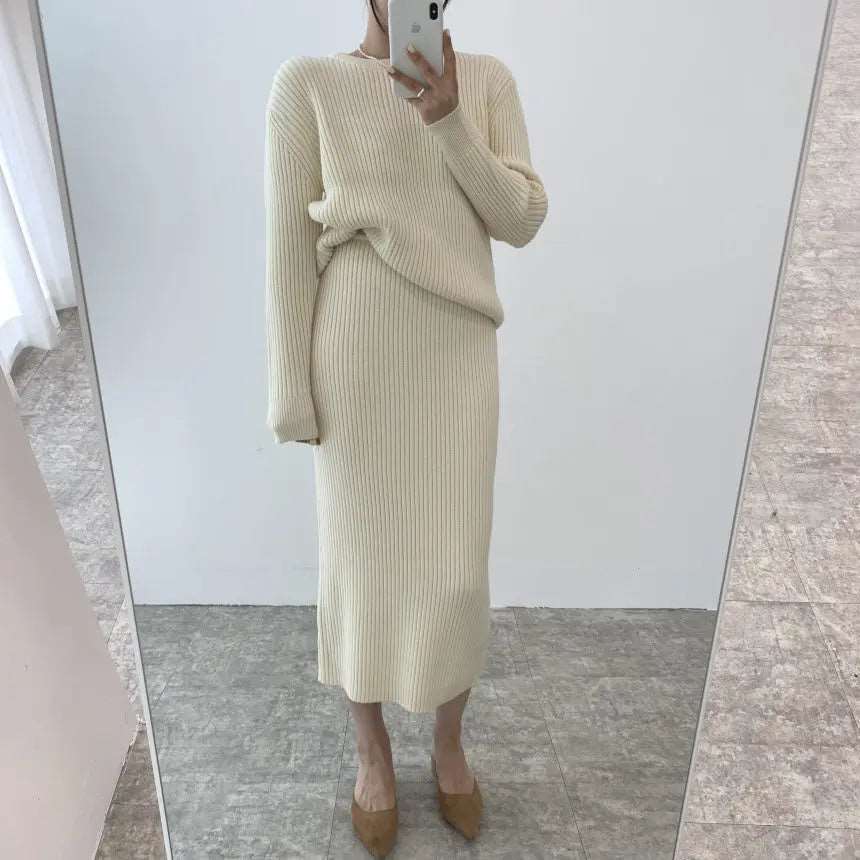 Women's New Autumn And Winter Sweaters Sheath Dress Two-piece Set.